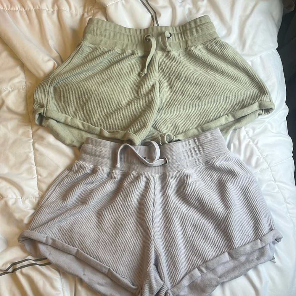 Ribbed lounge shorts